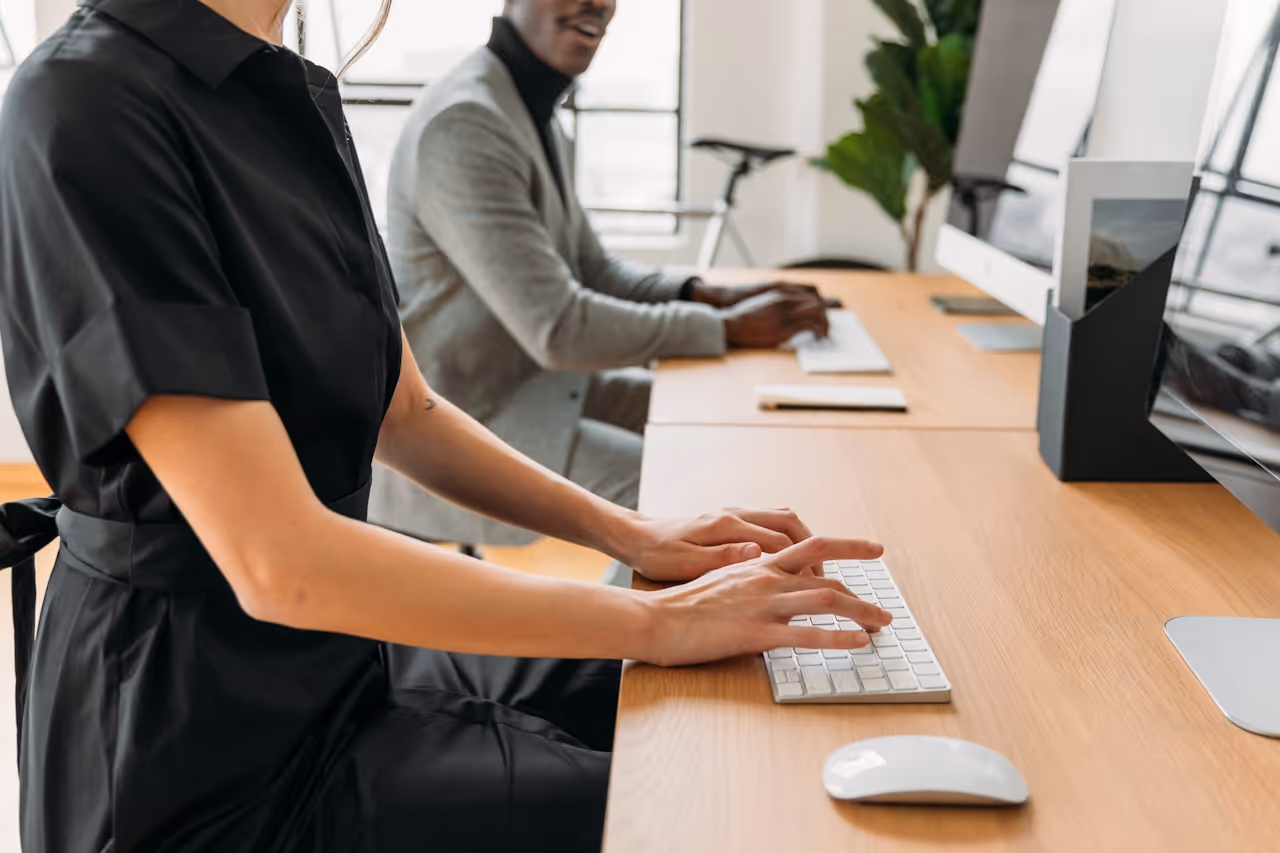 EHRs, EMRs & Healthcare SaaS