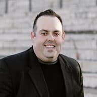 Eric Stepansky headshot